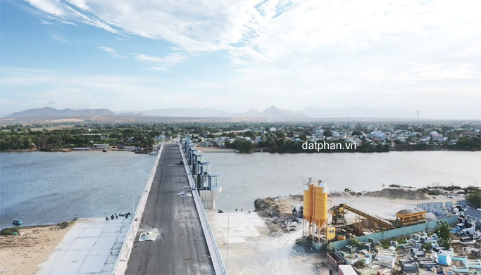 cầu đập ngăn mặn sông dinh phan rang ninh thuận