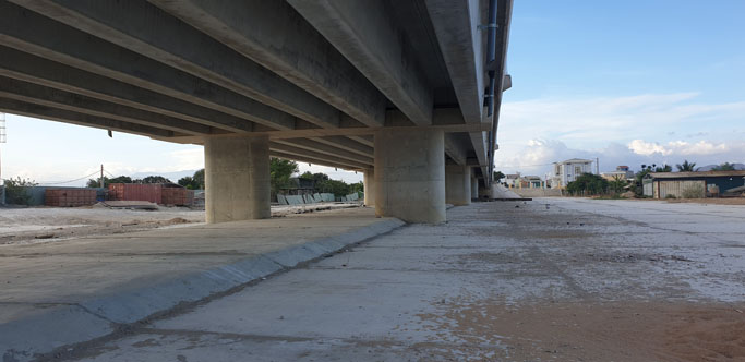 Cầu đập ngăn mặn sông Dinh Phan Rang