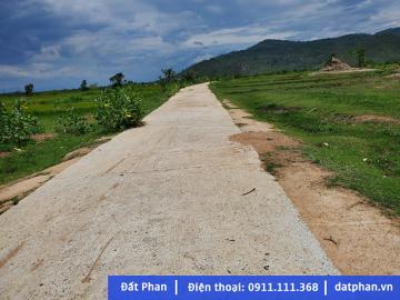 Hơn 5.5 sào đất trung tâm Bác Ái giá bất ngờ