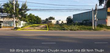 Lô đất mặt tiền đường Trường Chinh gần biển giá tốt