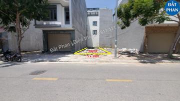 90m2 đường rộng 16m gần nhà hàng Hương Nguyễn