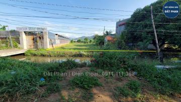 580m2 đất mặt tiền Mương Chà Là thích hợp đầu tư hoặc làm nhà vườn