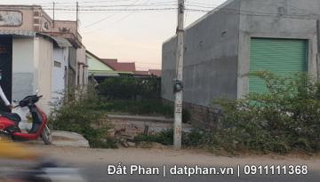 142m2 đất nền mặt tiền đường 703